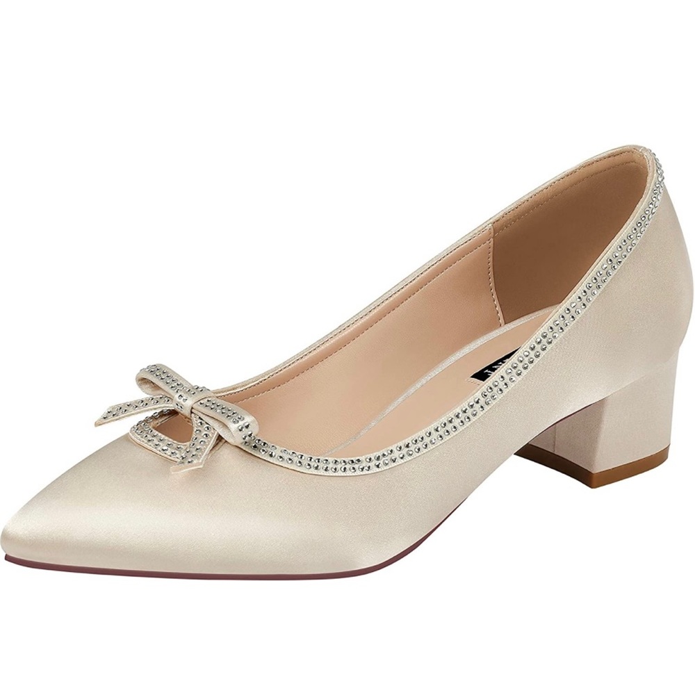 NWT Champagne colored and rhinestone trimmed short heeled shoes by Erijunor
